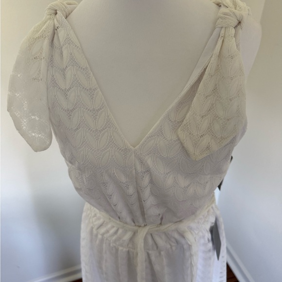 Donna Ricco White Maxi Bow Shoulder Belted Lace Dress - Picture 11 of 15